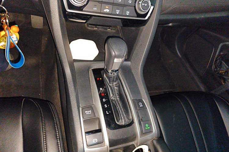 Used Honda Civic 2019 180TURBO CVT Shangyue Edition China VI Emission Standard Gear Lever