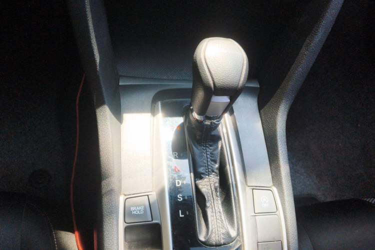 Used Honda Civic 2019 220TURBO CVT Dynamic Edition China VI Gear Lever