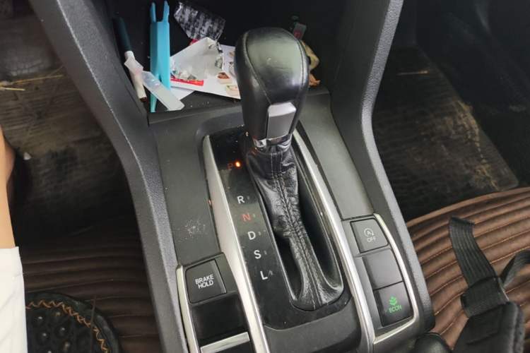 Used Honda Civic 2019 180TURBO CVT Shangqing Edition China V Gear Lever
