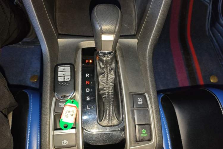 Used Honda Civic 2019 220TURBO CVT Dynamic Edition China VI Gear Lever