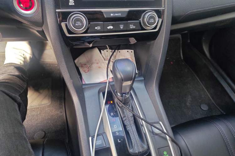 Used Honda Civic 2019 220TURBO CVT Dynamic Edition China VI Gear Lever