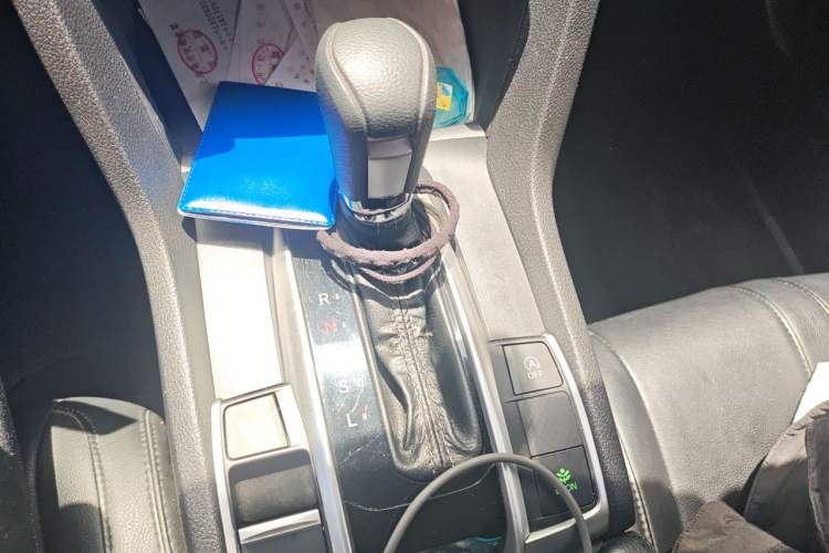 Used Honda Civic 2019 220TURBO CVT Dynamic Edition China VI Gear Lever