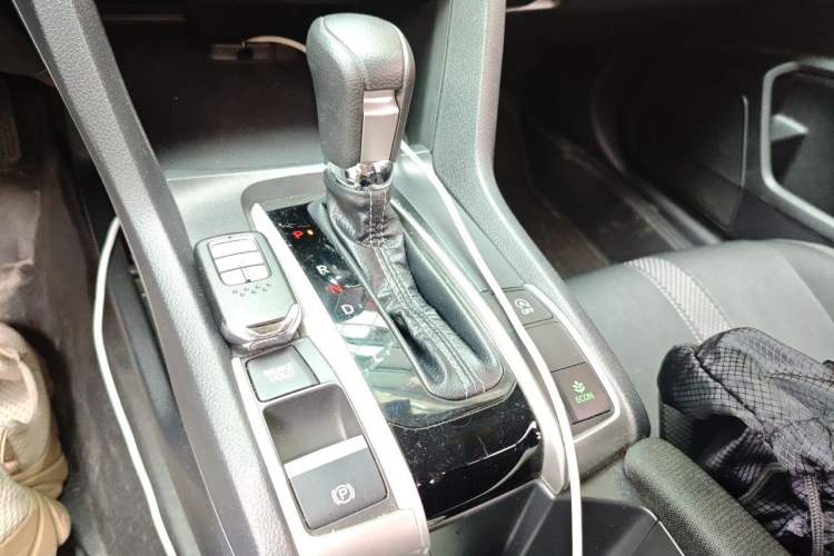 Used Honda Civic 2019 220TURBO CVT Dynamic Edition China VI Gear Lever