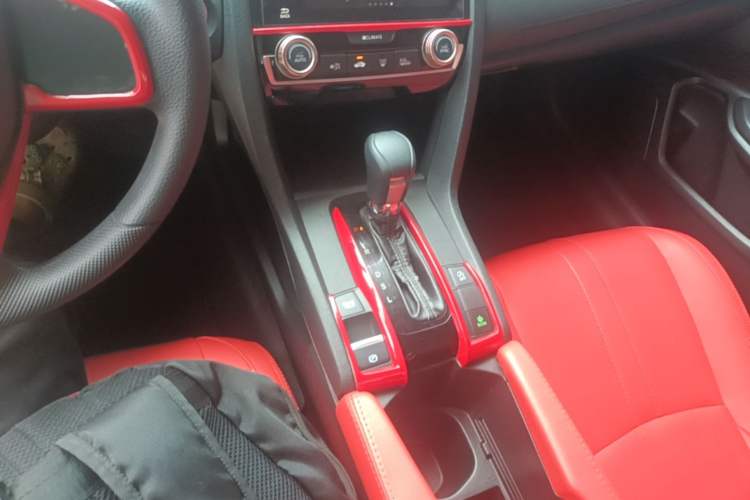 Used Honda Civic 2019 220TURBO CVT Dynamic Edition China VI Gear Lever