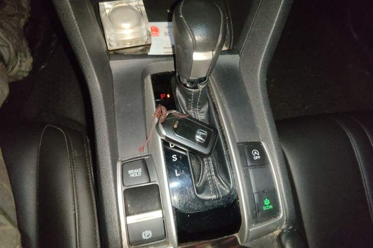 Used Honda Civic 2019 220TURBO CVT Dynamic Edition China VI Gear Lever