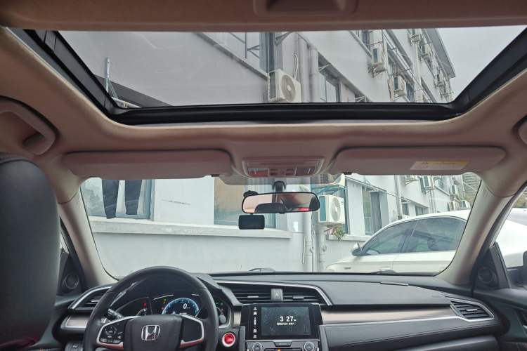 Used Honda Civic 2019 220TURBO CVT Dynamic Edition China VI Headliner