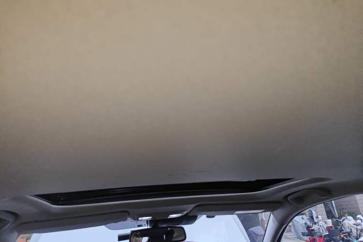 Used Honda Civic 2019 220TURBO CVT Ignition Edition China V Emission Standard Headliner