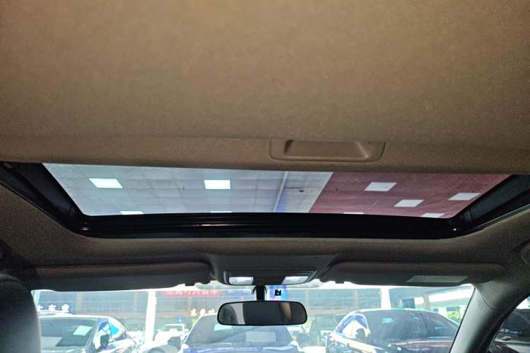 Used Honda Civic 2019 220TURBO CVT Dynamic Edition China VI Headliner