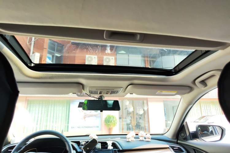 Used Honda Civic 2019 220TURBO CVT Dynamic Edition China VI Headliner