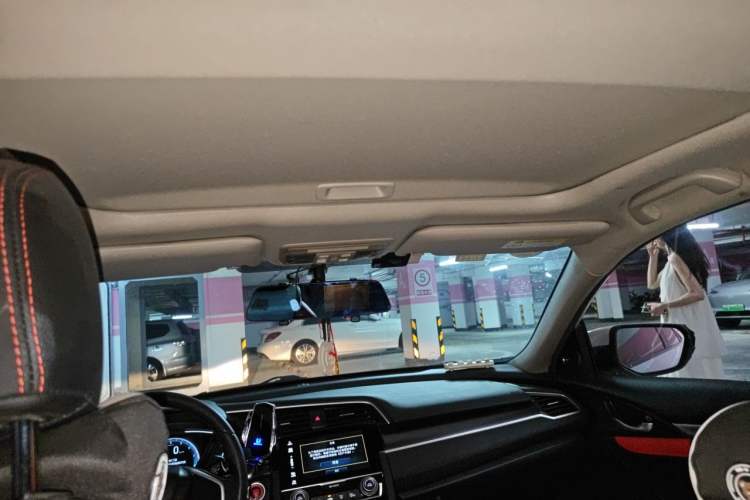 Used Honda Civic 2019 220TURBO CVT Dynamic Edition China VI Headliner