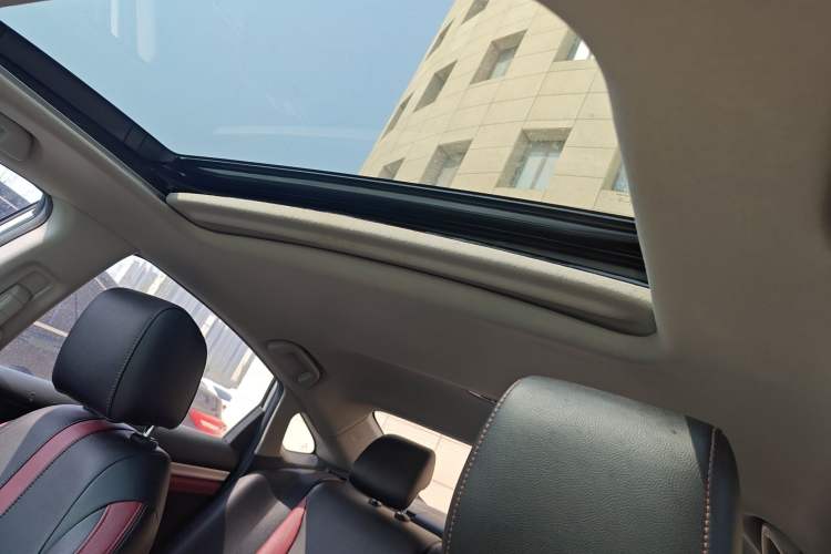 Used Honda Civic 2019 220TURBO CVT Dynamic Edition China VI Emission Standard Headliner
