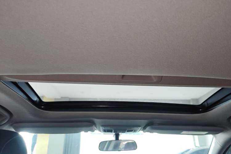 Used Honda Civic 2019 220TURBO CVT Dynamic Edition China VI Headliner