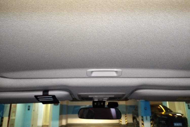 Used Honda Civic 2019 220TURBO CVT Dynamic Edition China VI Emission Standard Headliner