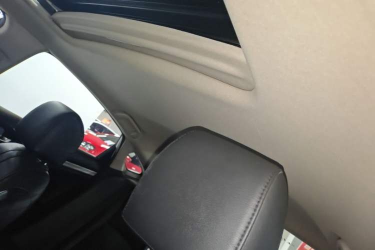 Used Honda Civic 2019 220TURBO CVT Dynamic Edition China VI Emission Standard Headliner