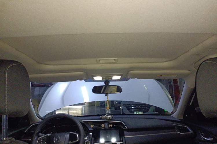 Used Honda Civic 2019 220TURBO CVT Dynamic Edition China VI Headliner