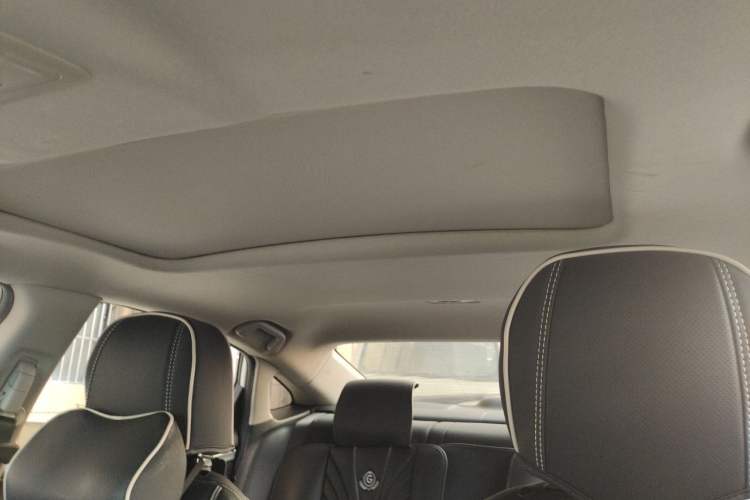Used Honda Civic 2019 220TURBO CVT Dynamic Edition China V Emission Standard Headliner
