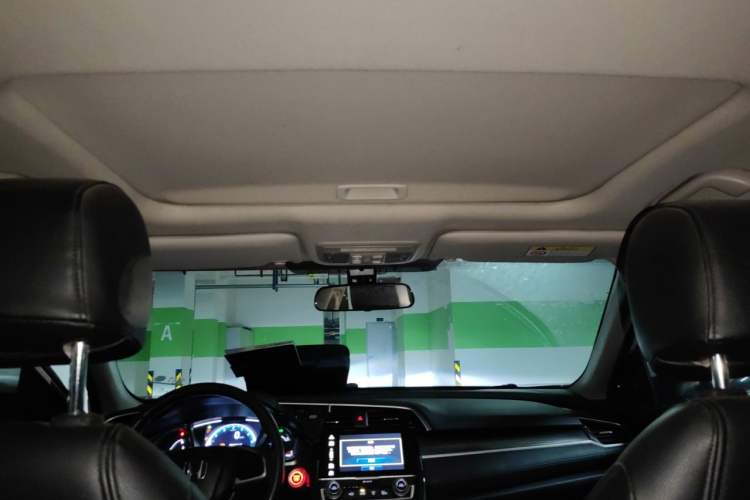 Used Honda Civic 2019 220TURBO CVT Dynamic Edition China VI Headliner