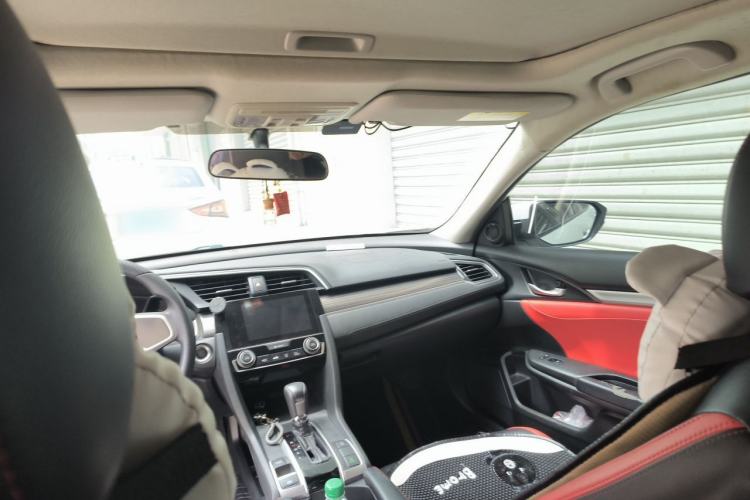 Used Honda Civic 2019 220TURBO CVT Dynamic Edition China VI Headliner