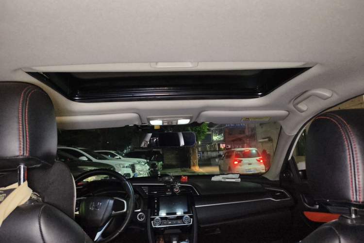 Used Honda Civic 2019 220TURBO CVT Dynamic Edition China VI Headliner