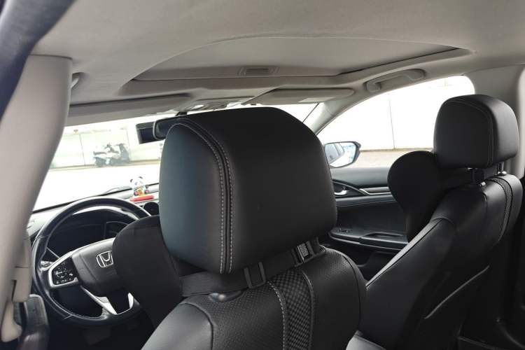 Used Honda Civic 2019 220TURBO CVT Power Edition China VI Emission Standard Headliner