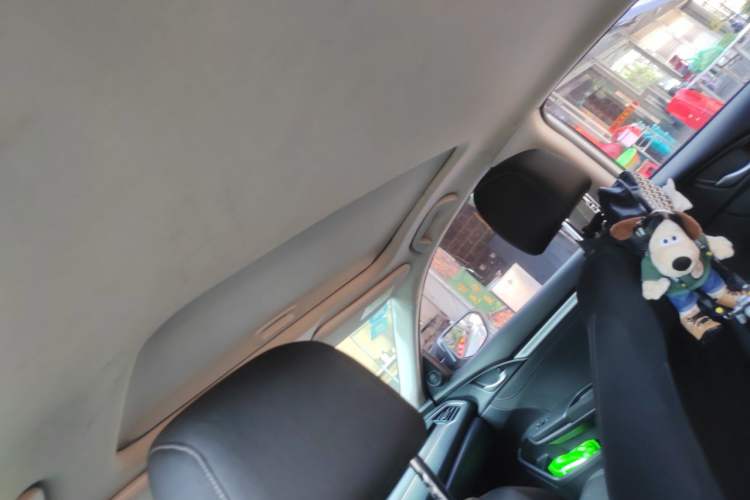 Used Honda Civic 2019 220TURBO CVT Dynamic Edition China VI Headliner