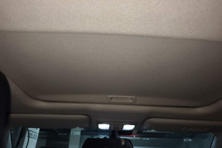 Used Honda Civic 2019 220TURBO CVT Power Edition China VI Emission Standard Headliner