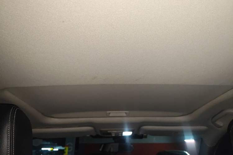 Used Honda Civic 2019 220TURBO CVT Dynamic Edition China V Emission Standard Headliner