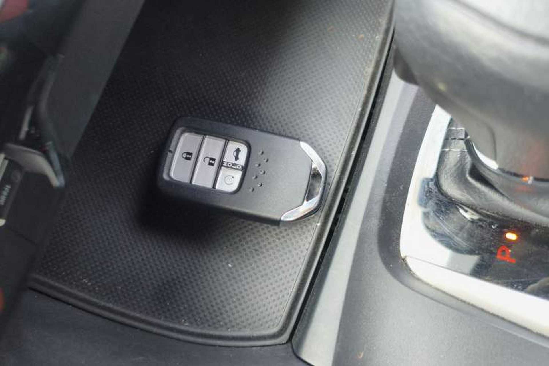 Used Honda Civic 2019 220TURBO CVT Dynamic Edition China VI Interior 1