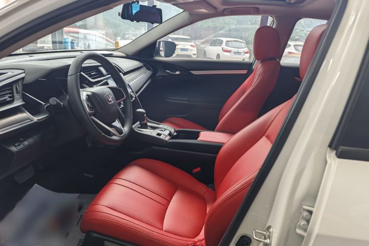 Used Honda Civic 2019 220TURBO CVT Dynamic Edition China VI Interior 1