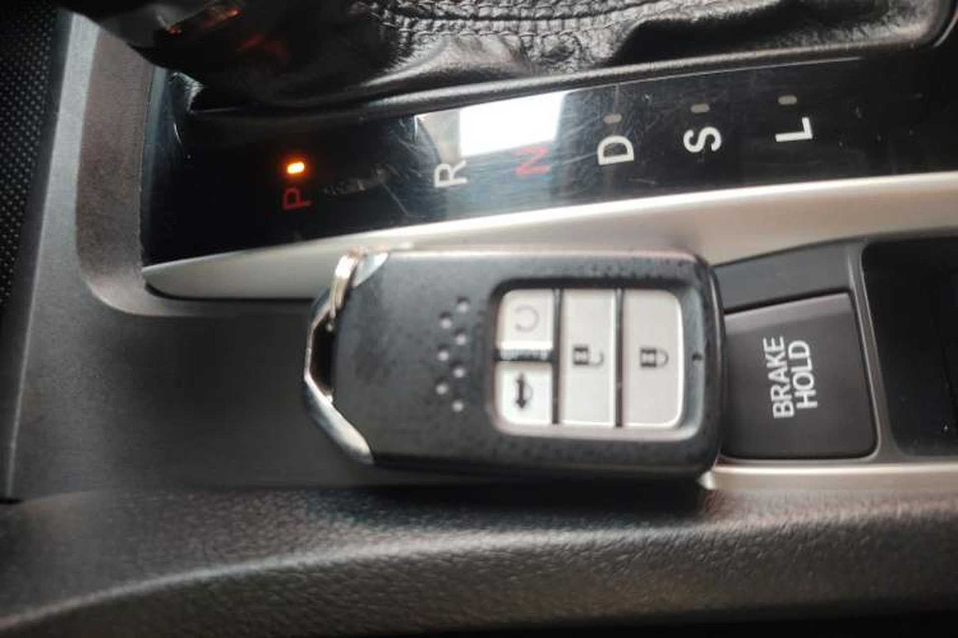 Used Honda Civic 2019 180TURBO CVT Shangdong Edition China V Interior 1