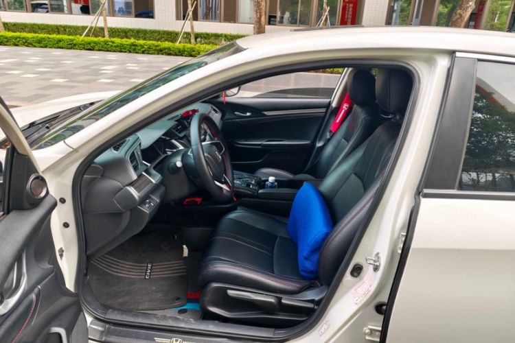 Used Honda Civic 2019 220TURBO CVT Dynamic Edition China VI Interior 1