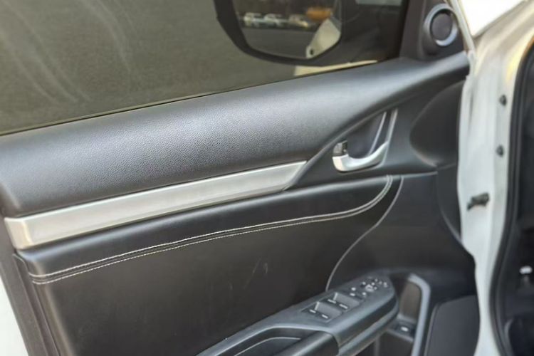 Used Honda Civic 2019 220TURBO CVT Dynamic Edition China VI Interior 10