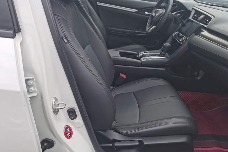 Used Honda Civic 2019 220TURBO CVT Dynamic Edition China VI Emission Standard Interior 11