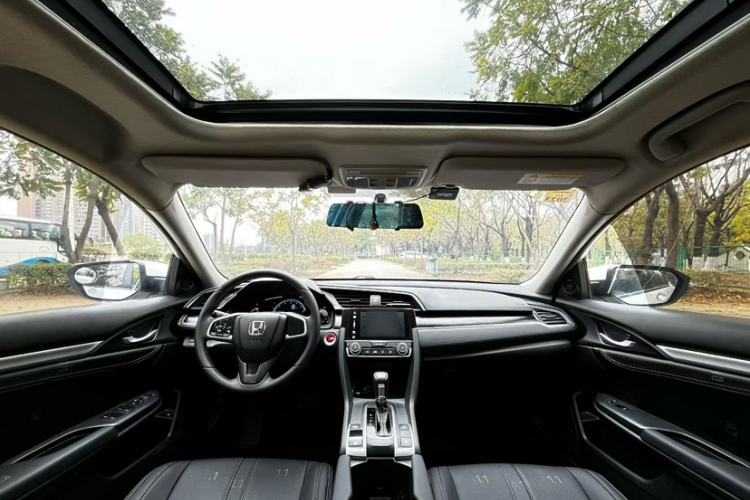 Used Honda Civic 2019 180TURBO CVT Shangdong Edition China VI Interior 2