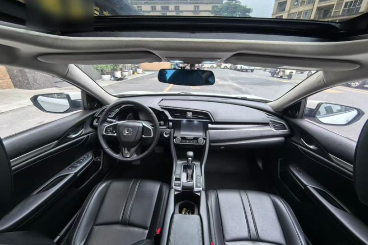 Used Honda Civic 2019 180TURBO CVT Shangdong Edition China VI Interior 2