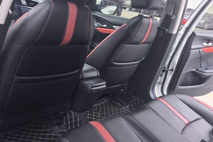Used Honda Civic 2019 220TURBO CVT Dynamic Edition China VI Interior 2