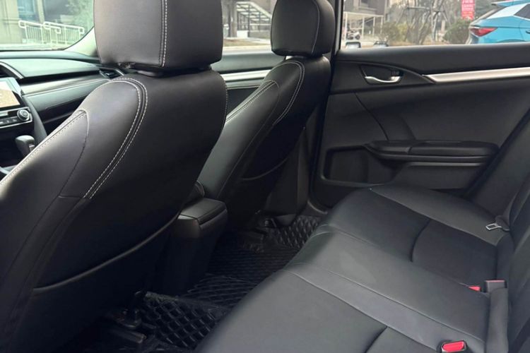Used Honda Civic 2019 220TURBO CVT Dynamic Edition China VI Interior 2