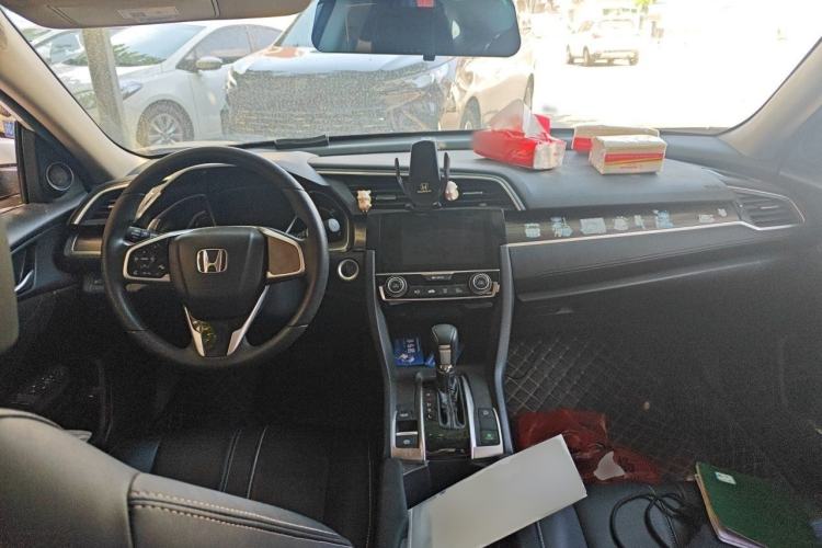 Used Honda Civic 2019 220TURBO CVT Dynamic Edition China VI Interior 2