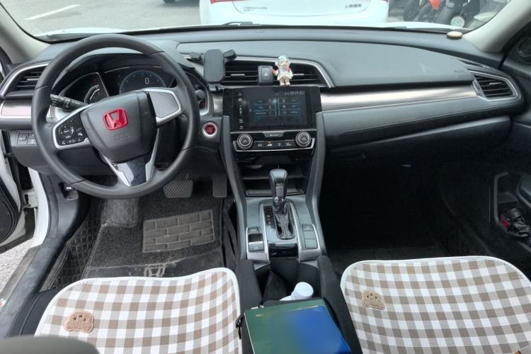 Used Honda Civic 2019 220TURBO CVT Dynamic Edition China VI Interior 2