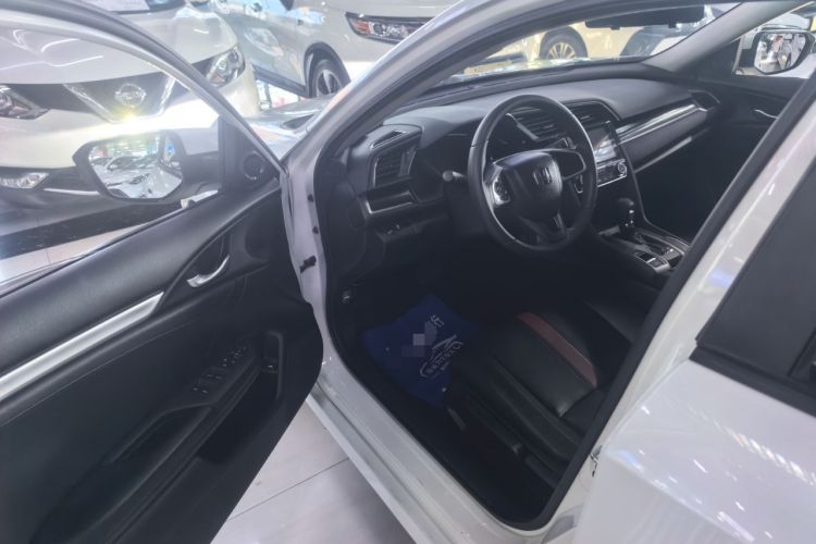 Used Honda Civic 2019 180TURBO CVT Shangdong Edition China VI Interior 2