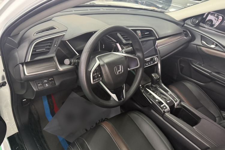 Used Honda Civic 2019 220TURBO CVT Dynamic Edition China VI Interior 2