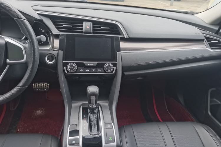 Used Honda Civic 2019 220TURBO CVT Dynamic Edition China VI Emission Standard Interior 3