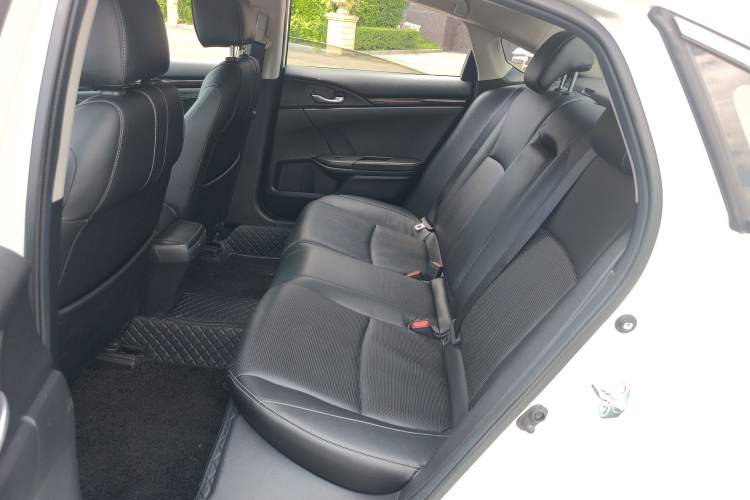 Used Honda Civic 2019 220TURBO CVT Dynamic Edition China VI Interior 3