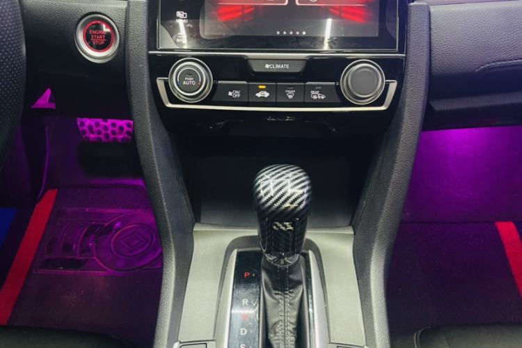 Used Honda Civic 2019 220TURBO CVT Dynamic Edition China VI Emission Standard Interior 3
