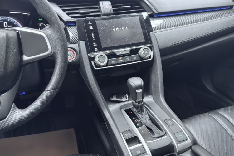 Used Honda Civic 2019 180TURBO CVT Shangdong Edition China VI Interior 3