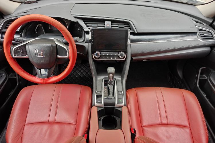 Used Honda Civic 2019 180TURBO CVT Shangyue Edition China V Emission Standard Interior 3