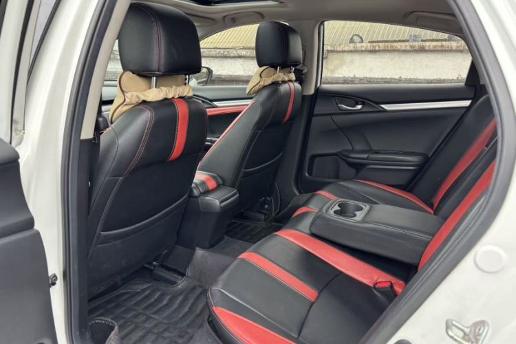 Used Honda Civic 2019 220TURBO CVT Dynamic Edition China VI Interior 4