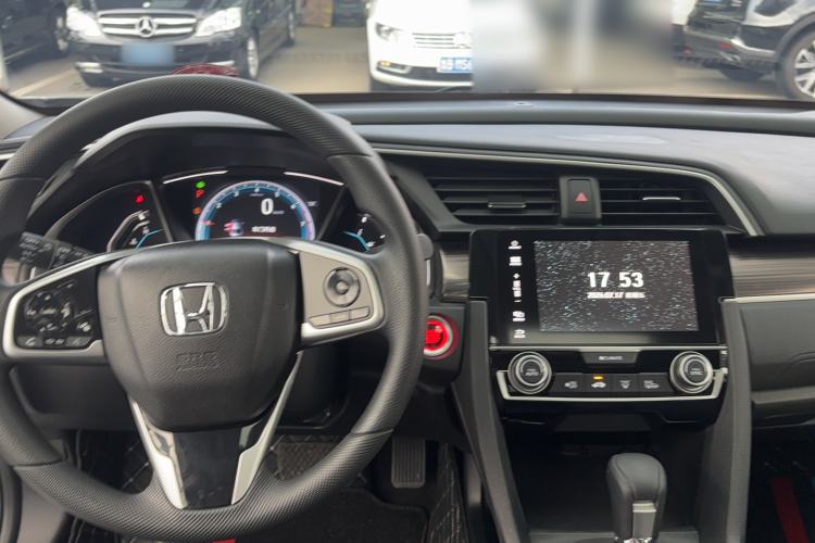 Used Honda Civic 2019 220TURBO CVT Dynamic Edition China VI Interior 4