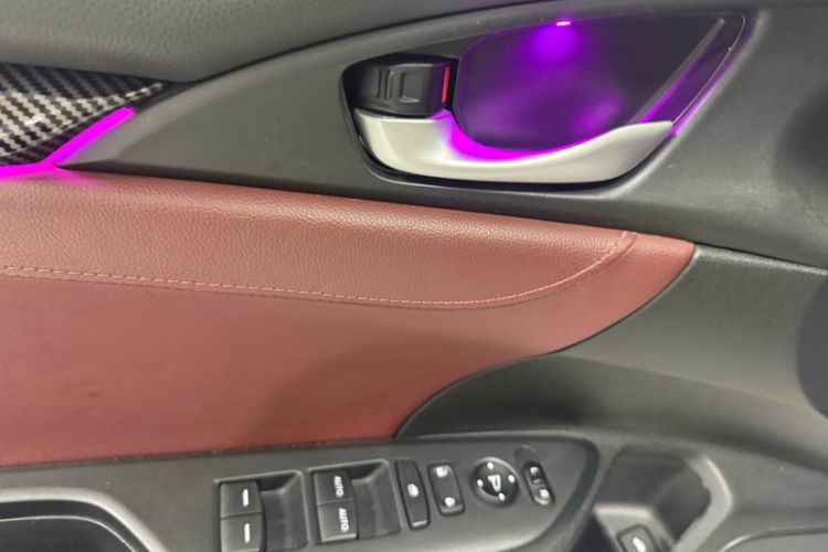 Used Honda Civic 2019 220TURBO Manual Jinkong Edition China VI Interior 4