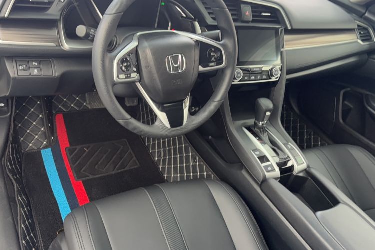 Used Honda Civic 2019 220TURBO CVT Dynamic Edition China VI Interior 5